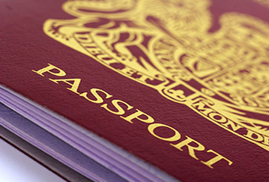 ¿Cómo tramitar el pasaporte para un menor de edad?
